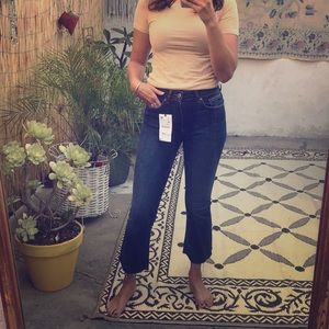 Dark wash high waisted Cropped denim